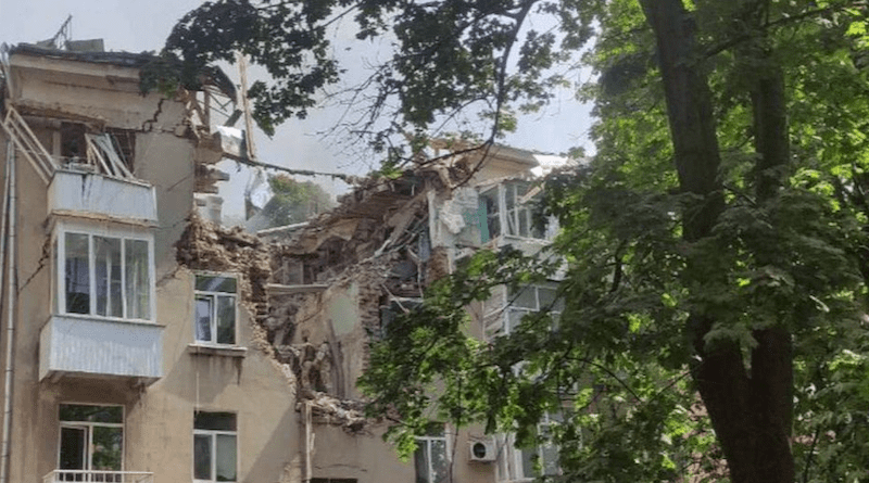 Aftermath of Russian drone attack that hit a residential building in Sumy. Photo Credit: Ukraine Defense Ministry