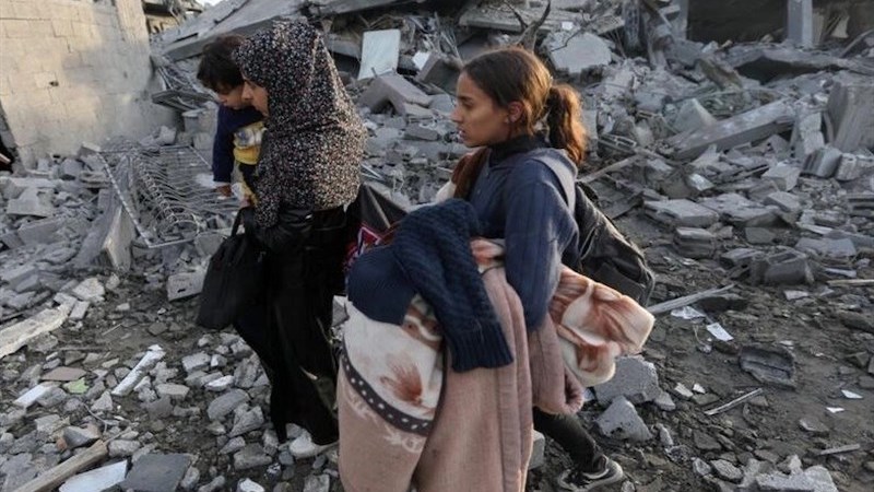 A family in Rafah, Gaza. Photo Credit: Tasnim News Agency