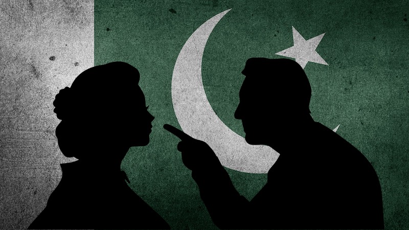 pakistan flag argue disagree