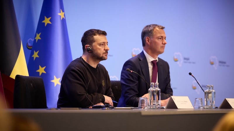 Ukrainian President Volodymyr Zelenskiy (left) and Belgian Prime Minister Alexander De Croo. Photo Credit: Ukraine Presidential Press Service