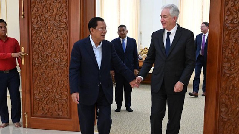 Cambodian Senate President Hun Sen meets with CIA Director William Burns in Takhmao, June 2, 2024. Photo Credit: Hun Sen/Facebook