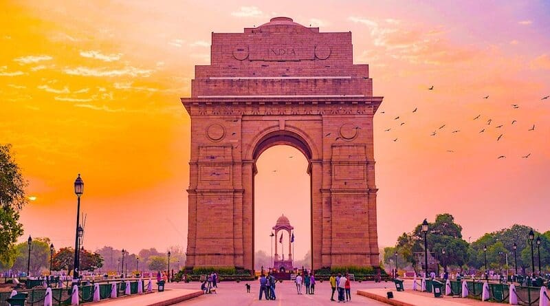 file photo india heat hot gate Delhi