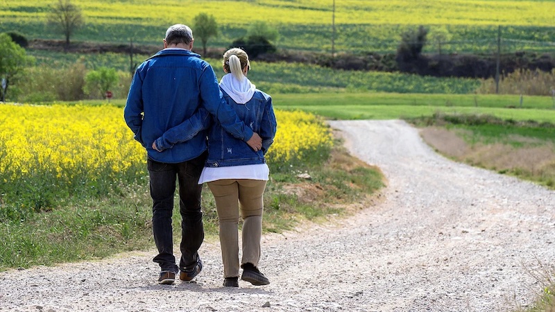 nature couple walk