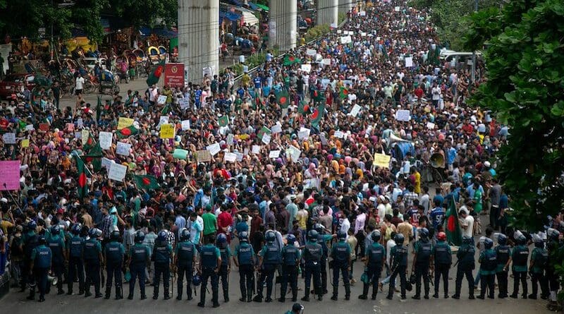 Protest in Bangladesh. Photo Credit: Rayhan9d, Wikipedia Commons