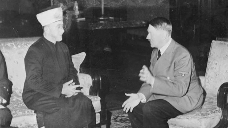 Haj Amin al-Husseini meeting with Adolf Hitler (28 November 1941). Photo Credit: Bundesarchiv, Bild, Wikipedia Commons
